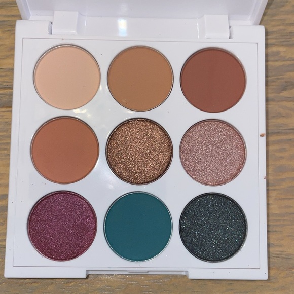 chica beauty Other - Chica Beauty eyeshadow palette